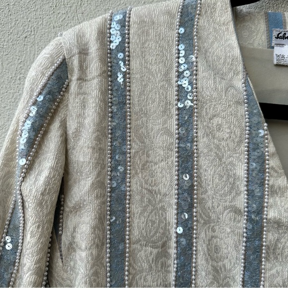 Vintage Salvatore Ferragamo Women’s Pearls and Sequins Blazer Jacket Size Small - Picture 13 of 13